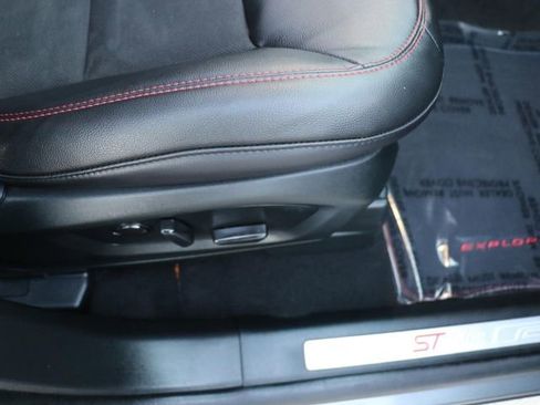 Used 2024 Ford Explorer ST-Line w/ Class IV Trailer Tow Package image 10