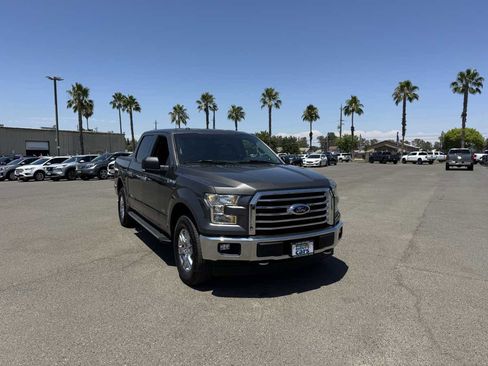 Used 2017 Ford F150 XLT w/ Equipment Group 302A Luxury image 3