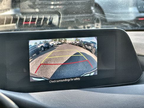 Used 2023 MAZDA MAZDA3 s FWD image 20