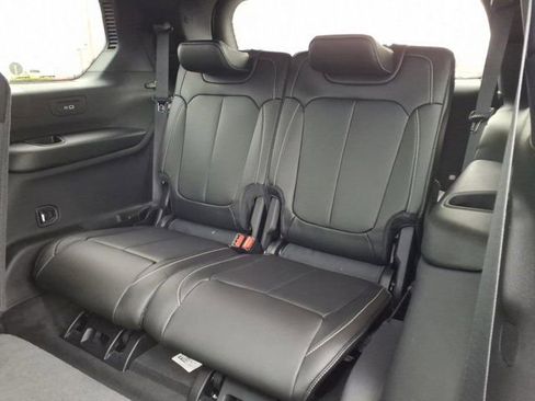 New 2026 Jeep Grand Cherokee L Limited w/ Limited Altitude Package image 18