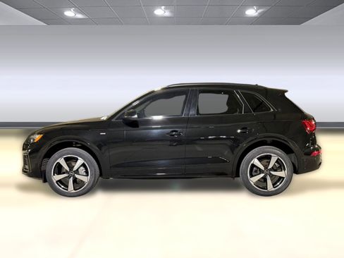 Used 2023 Audi Q5 2.0T Prestige w/ Prestige Package AWD/4WD image 2