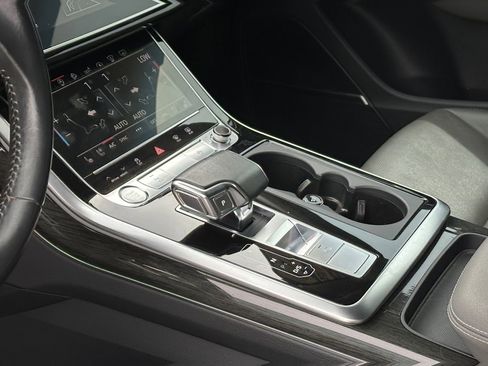 Used 2020 Audi Q8 Prestige image 17