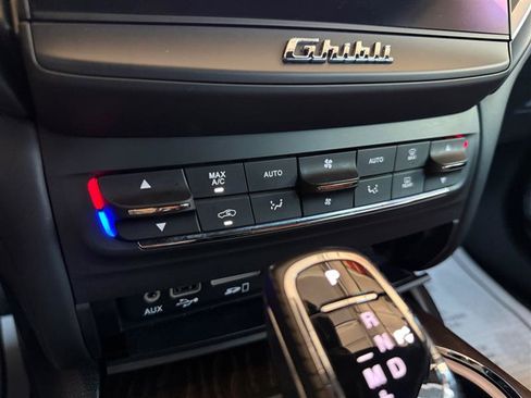 Used 2019 Maserati Ghibli S GranLusso RWD image 24