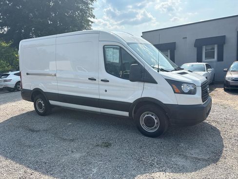 Used 2019 Ford Transit 250 148 Medium Roof RWD image 6
