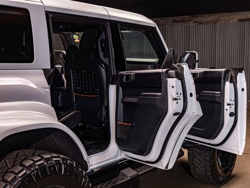 Used 2024 Ford Bronco Raptor AWD/4WD image 28