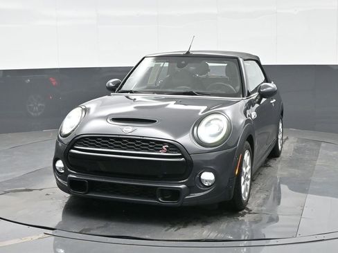 Used 2019 MINI Cooper S image 12