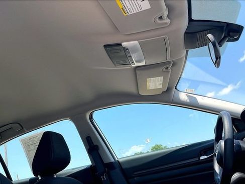 Used 2025 Nissan Altima 2.5 SV FWD image 25