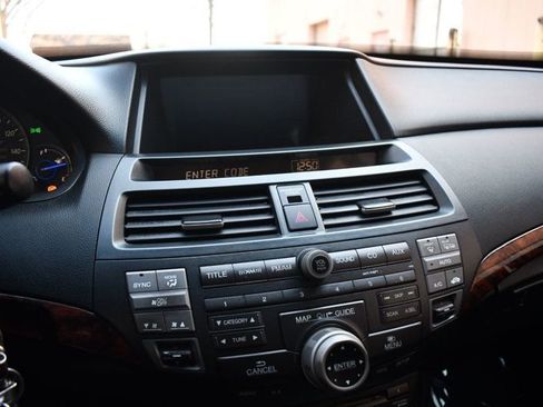 Used 2011 Honda Crosstour EX-L image 19