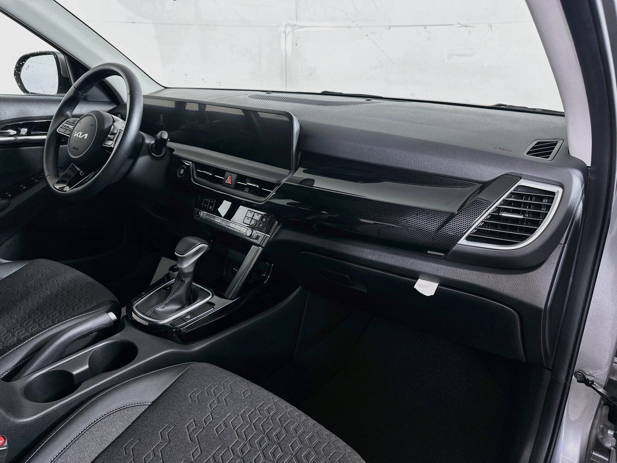 Certified 2026 Kia Seltos S FWD image 27