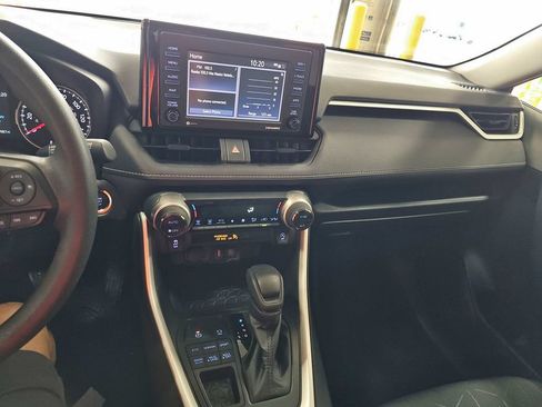 Used 2022 Toyota RAV4 XLE w/ Convenience Package AWD/4WD image 14