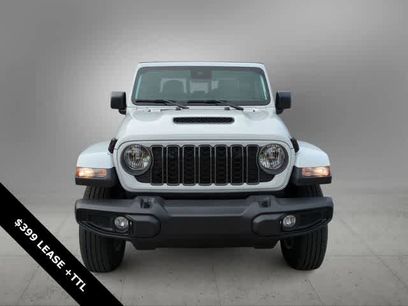 New 2025 Jeep Gladiator Sport