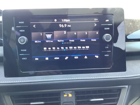 New 2026 Volkswagen Taos SE FWD image 17