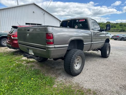 Used 1997 Dodge Ram 1500 Truck 4x4 Regular Cab image 4