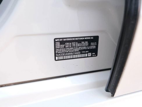 Used 2024 BMW X5 M60i w/ Executive Package image 52