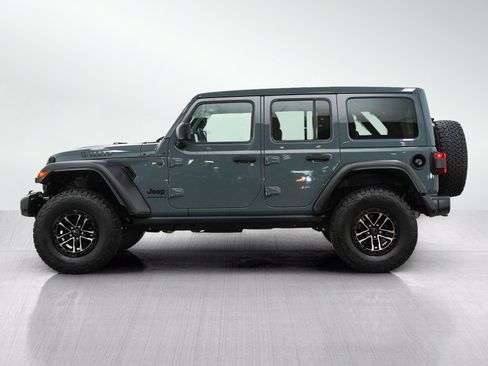 Used 2024 Jeep Wrangler Unlimited Sport AWD/4WD image 2