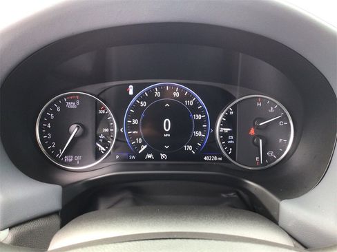 Used 2024 Buick Enclave Premium image 16