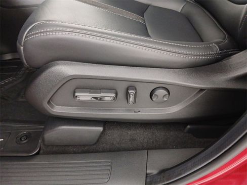 Certified 2025 Honda Pilot EX-L image 17