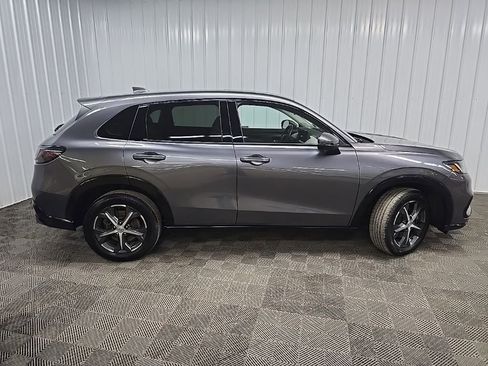 Used 2023 Honda HR-V EX-L image 2