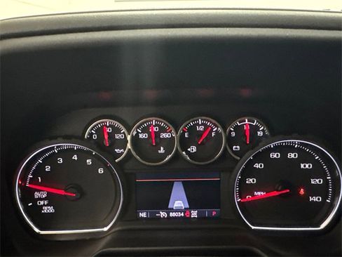 Used 2021 Chevrolet Tahoe Z71 w/ Z71 Signature Package image 12