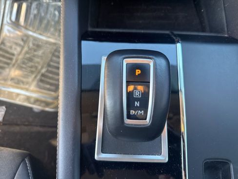 Used 2022 Mitsubishi Outlander SE image 22