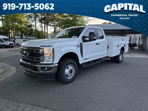 New 2026 Ford F350 XL w/ XL Chrome Package AWD/4WD image 1