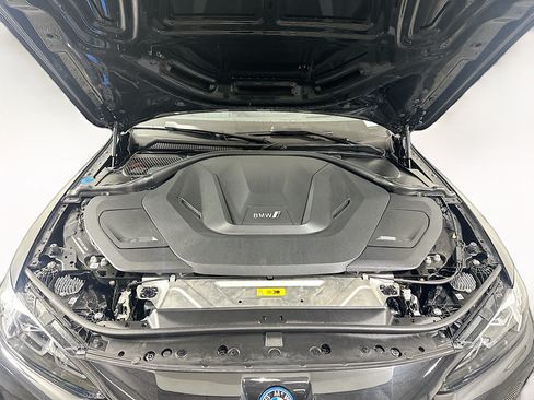 Used 2024 BMW i4 eDrive40 RWD image 36
