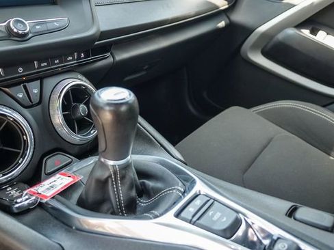 Used 2017 Chevrolet Camaro LS RWD image 15