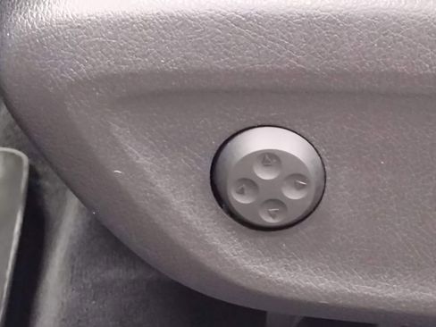 Used 2020 Mercedes-Benz GLE 350 4MATIC image 26