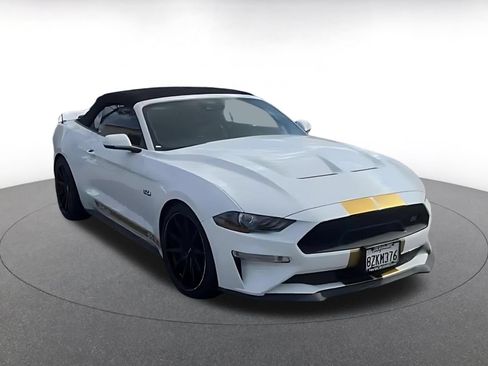Used 2022 Ford Mustang GT Premium w/ GT Performance Package RWD image 3
