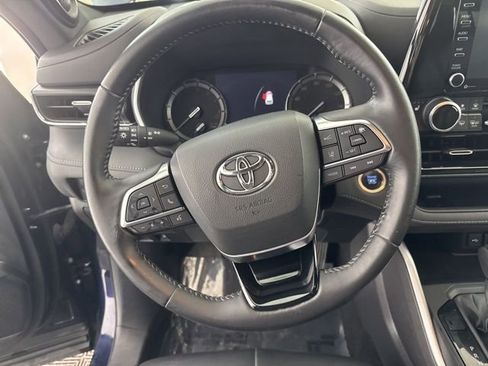 Used 2021 Toyota Highlander XSE image 33