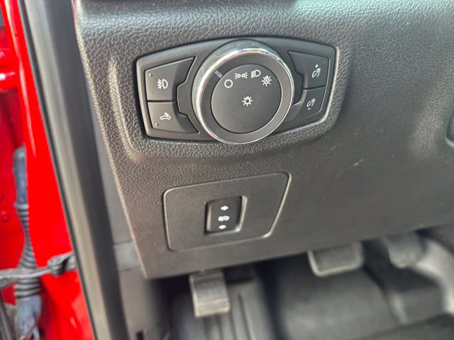 Used 2017 Ford F150 XLT w/ Equipment Group 302A Luxury AWD/4WD image 18