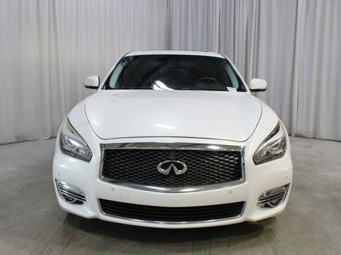 Used 2015 INFINITI Q70 3.7 RWD image 38