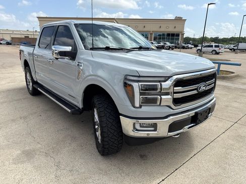 Used 2024 Ford F150 Lariat w/ Equipment Group 502A High AWD/4WD image 18