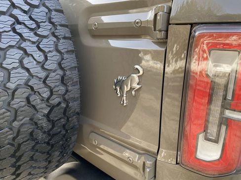 New 2025 Ford Bronco Outer Banks w/ Sasquatch Package image 45
