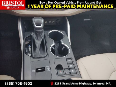 Used 2023 Toyota Highlander XLE AWD/4WD image 26