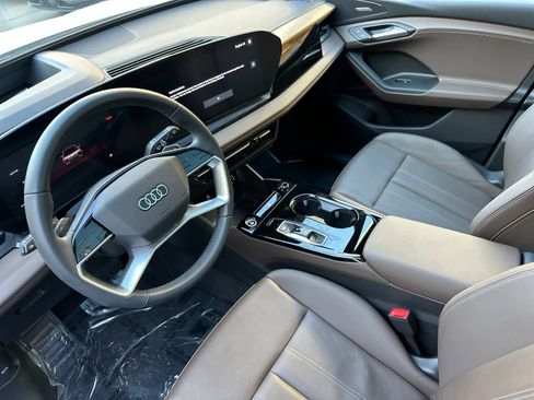 Used 2025 Audi Q6 e-tron Premium Plus w/ Premium Plus image 11