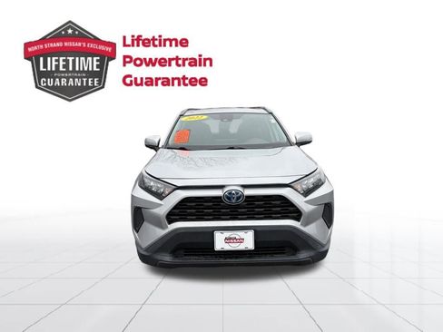 Used 2022 Toyota RAV4 LE image 9