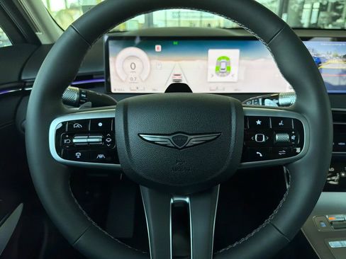 New 2026 Genesis GV70 2.5T Advanced AWD/4WD image 24