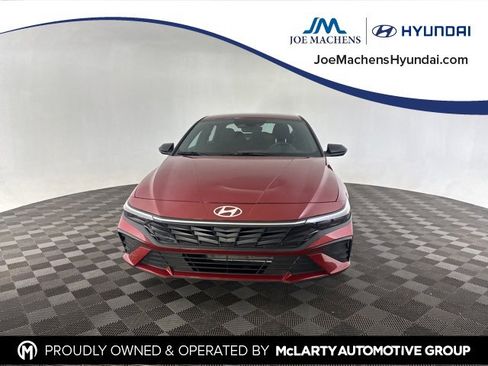 Certified 2025 Hyundai Elantra Sport image 3