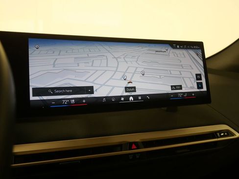 Used 2024 BMW iX xDrive50 w/ Premium Package image 23