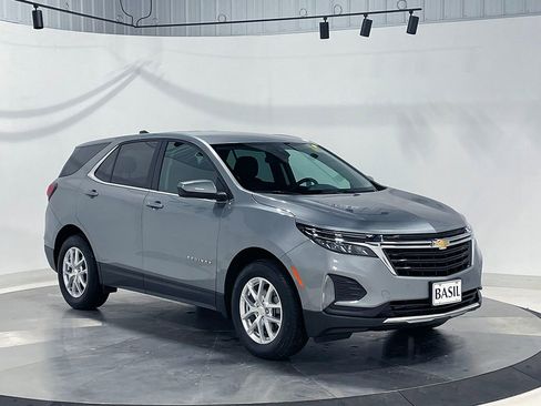 Used 2024 Chevrolet Equinox LT AWD/4WD image 40
