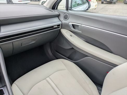 Used 2025 Hyundai Sonata SEL FWD image 16