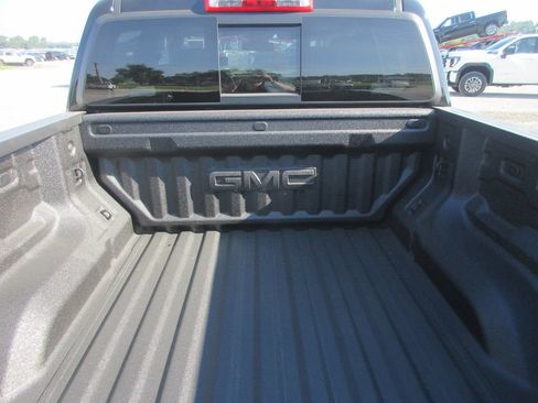 New 2026 GMC Canyon Denali AWD/4WD image 6