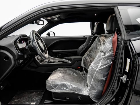 Used 2022 Dodge Challenger SRT Hellcat image 34