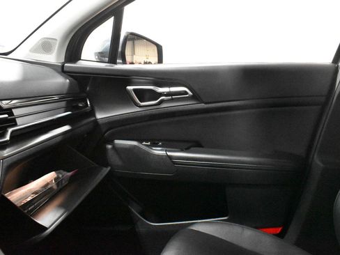 Used 2024 Kia Sportage EX FWD image 20