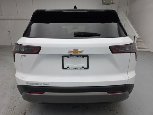 Used 2026 Chevrolet Equinox LT w/ Convenience Package II AWD/4WD image 11