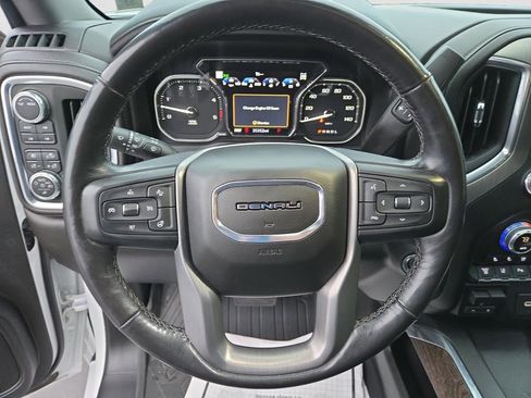 Used 2022 GMC Sierra 2500 Denali w/ Denali Ultimate Package image 12