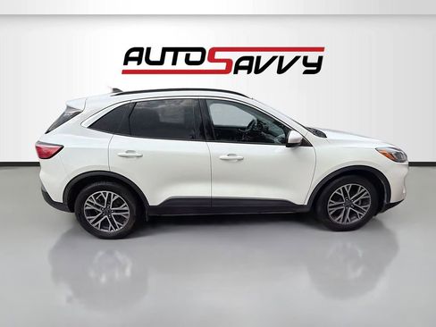 Used 2020 Ford Escape SEL image 8
