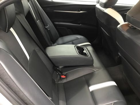 Used 2025 Toyota Camry SE FWD image 37