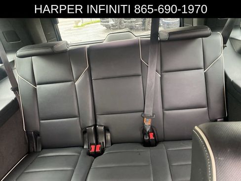 Used 2022 Cadillac Escalade Premium Luxury AWD/4WD image 8